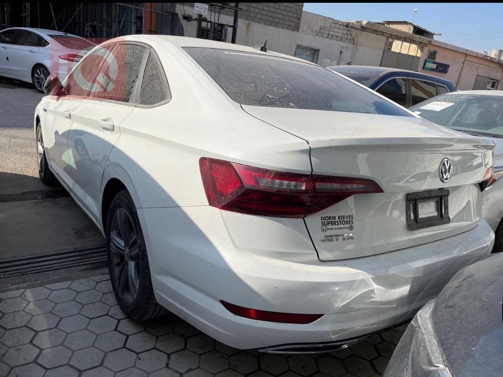 ڤۆڵکسواگن جێتا